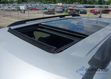 2014 Ford Explorer Sport z USA, uszkodzony, nr VIN 1FM5K8GTXEGA93098